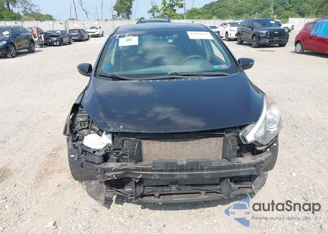2015 Kia Forte Lx z USA, uszkodzony, nr VIN KNAFX4A69F5342748